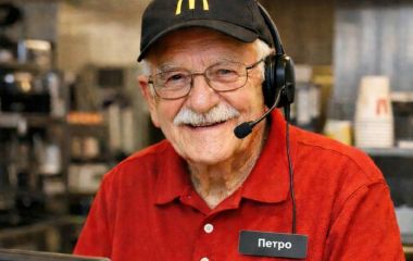 Українцям доведеться працювати довше: як демографічна криза може вплинути на Житомирщину