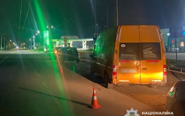 У Житомирі на вулиці Сергія Параджанова під колесами фургона травмувався пішохід