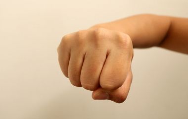 У Житомирі двоє підлітків побили 9-річного хлопчика: поліція розпочала розслідування