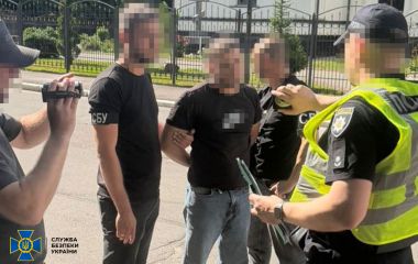У Житомирі СБУ затримала на вимаганні хабаря в 1,2 млн грн. посадовця комунального підприємства