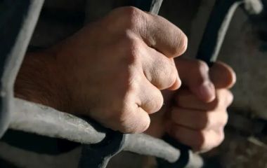 До 15 років ув’язнення засуджено 66-річного чоловіка за розбещення трьох хлопчиків
