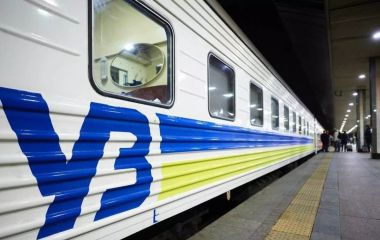 На Житомирщині затримується рух поїздів: триває повітряна тривога червоного рівня