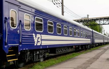 На Житомирщині системно затримуються поїзди через повітряні тривоги