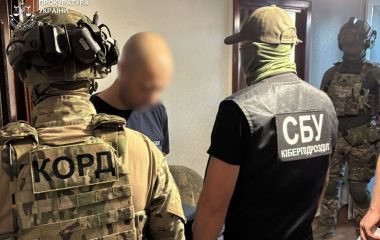 Підшукували людей для верифікації терміналів Starlink в інтересах рф: на Житомирщині судитимуть двох осіб