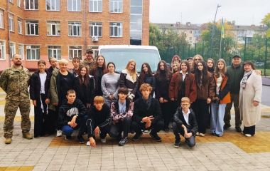 Ліцей № 3 м. Житомира передав для ЗСУ вже п’ятий автомобіль