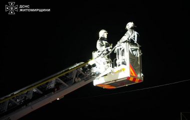 Наслідки ворожої атаки на Житомирщині: в обласному центрі пошкоджено будівельний супермаркет, в Овруцькій та Олевській громадах - залізничну інфраструктуру