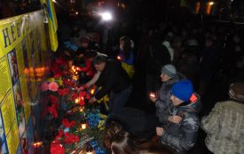 Спільною молитвою та смолоскипною ходою вшанували пам'ять героїв Небесної сотні в Житомирі