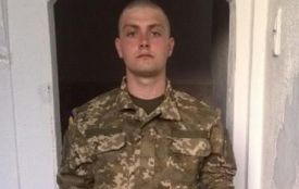 У Житомирі хлопець у святковому одязі пішов за дипломом, а вже наступного дня опинився у військовій частині Полтави