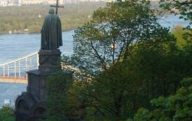 Групам вірян з Житомирської області відмовляють у оренді транспорту