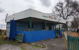 У Новограді-Волинському вогнеборці врятували продуктовий магазин, що зайнявся від «буржуйки»