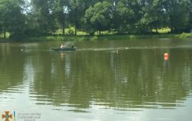 У Бердичівському районі під час відпочинку у колі друзів на водоймі втопився чоловік