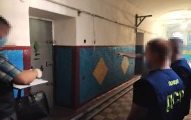 У Житомирській колонії ув'язнений погрожував фізичною розправою та вимагав 20 тис. грн