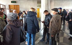 В облраді на комісії заслухали керівника "Житомиргазу": приміщення охороняла поліція