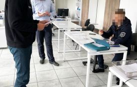 Трьох житомирських митників судитимуть за оборудки з незаконно розмитненеми автомобілями
