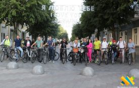 Флешмоб «Велосипедом на роботу» зібрав на Михайлівській прихильників двоколісного транспорту