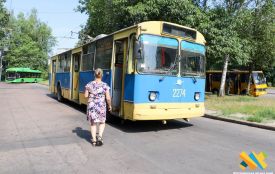 Житомирському ТТУ бракує 20% водіїв: підприємство безоплатно навчає професії керманича електротранспорту