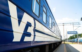 "Укрзалізниця" відновлює рух потягів після вчорашніх обстрілів енергетичної інфраструктури: є затримка руху