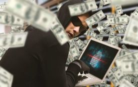 Переказав гроші «бабусі»: житомирські поліцейські закликають перевіряти інформацію з повідомлень про допомогу
