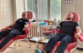 Разом заради життя: поліція охорони та рятувальники Житомирщини стали донорами крові