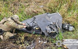 Вибухотехніки поліції Житомирщини продовжують знешкоджувати бойові елементи російських ракет і безпілотників
