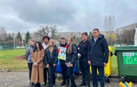 У житомирських ліцеях встановили контейнери для роздільного збору сміття