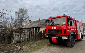 У Романові через дитячі пустощі з вогнем ледь не згоріла хата