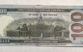 Продавала алкоголь неповнолітньому і пропонувала хабар поліцейській — у Любарській громаді судитимуть працівницю магазину