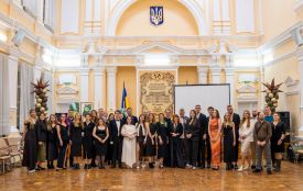 Благодійний вечір «Дотик» у Житомирі зібрав понад 231 тисяч гривень на авто для Захисників