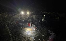 На Коростенщині водій легковика зіткнувся з парканом: травмовано 4 осіб