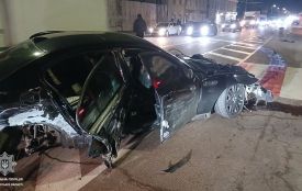 ДТП на проспекті Незалежності: п'яний водій на BMW потрощив 3 припарковані автівки
