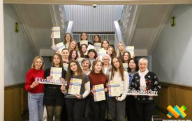 Слухачкам четвертої Школи лідерок вручили сертифікати