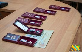 Державні та відомчі нагороди передали рідним загиблих Героїв