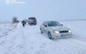Упродовж доби рятувальники п’ять разів надавали допомогу водіям транспортних засобів, які потребували її через негоду
