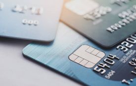 Від 5 до 8 років позбавлення волі може отримати звягелянин, який розраховувався у магазинах знайденою банківською карткою