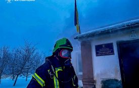 Рятувальники ліквідували пожежу в адмінбудівлі старостату у селі Вчорайше на Бердичівщині