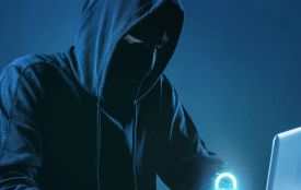 Жителька Овруччини сплатила 120 тисяч гривень за «посилку з-за кордону»: поліцейські застерігають про схему шахрайства