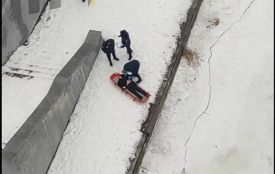 У Житомирі з Тетерева поблизу пішохідного мосту рятувальники дістали тіло 55-річного чоловіка