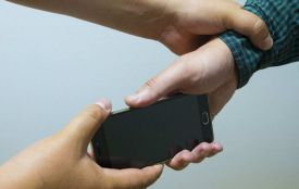 У бердичівській поліклініці 55-річний чоловік пограбував лікарку