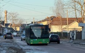 На маршруті №33 почав працювати комунальний перевізник