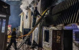 У Бердичеві троє людей травмувалися під час намагання загасити пожежу в гаражі