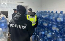 Незаконно добували питну воду з родовища на продаж та завдали збитків довкіллю на понад 1,1 млн грн: на Житомирщині судитимуть трьох осіб