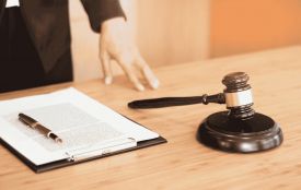 Навіщо потерпілим у кримінальному провадженні адвокат і хто може отримати його послуги безкоштовно