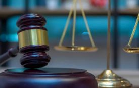 43-річному жителю Бердичева повідомлено про підозру у побитті матері