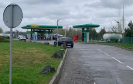 На АЗС на трасі  Київ – Чоп чоловік під загрозою підпалу безкоштовно заправив автівку — зловмисника затримали