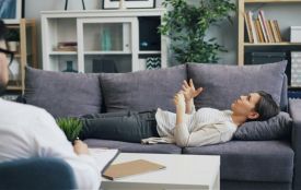 Всеукраїнський день психолога: попит на фахівців зростає, психологія — серед лідерів вступу