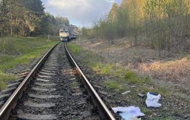 Неподалік Пряжева потяг «Козятин-Коростень» під час руху травмував 21-річну дівчину