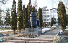 На будівлі Житомирводоканалу встановили бювет із безкоштовною питною водою
