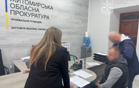Лікарняні за гроші: прокурори повідомили про підозру двом особам