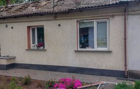 У Житомирі фіксують наслідки ворожого обстрілу. ФОТО