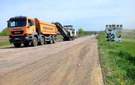 Поблизу Ружина розпочалися відновлювальні роботи покриття дороги національного значення